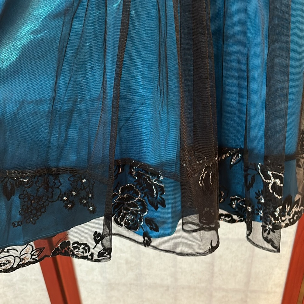 Hailey Logan Teal and Black Strapless Cocktail Dress - Picture 4 of 4